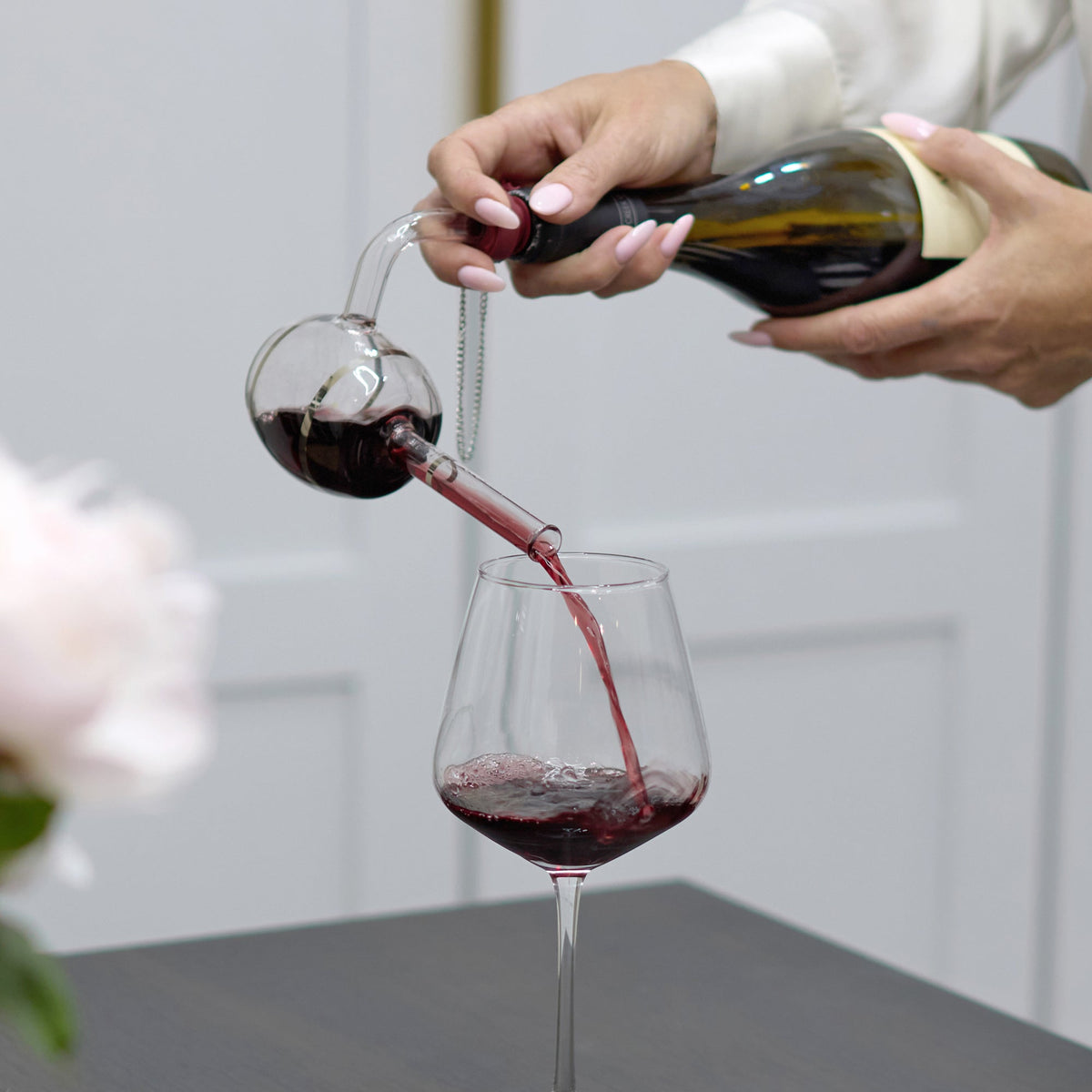 The Science of Aeration: Why Oxygen Can Transform Your Wine